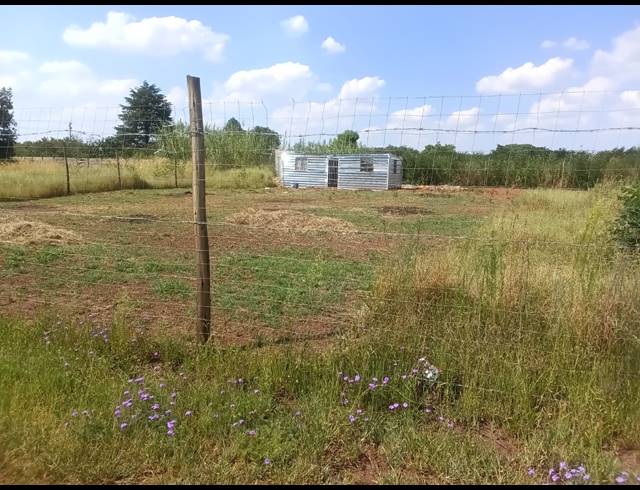 1,325M² VACANT LAND FOR SALE IN KOOKRUS